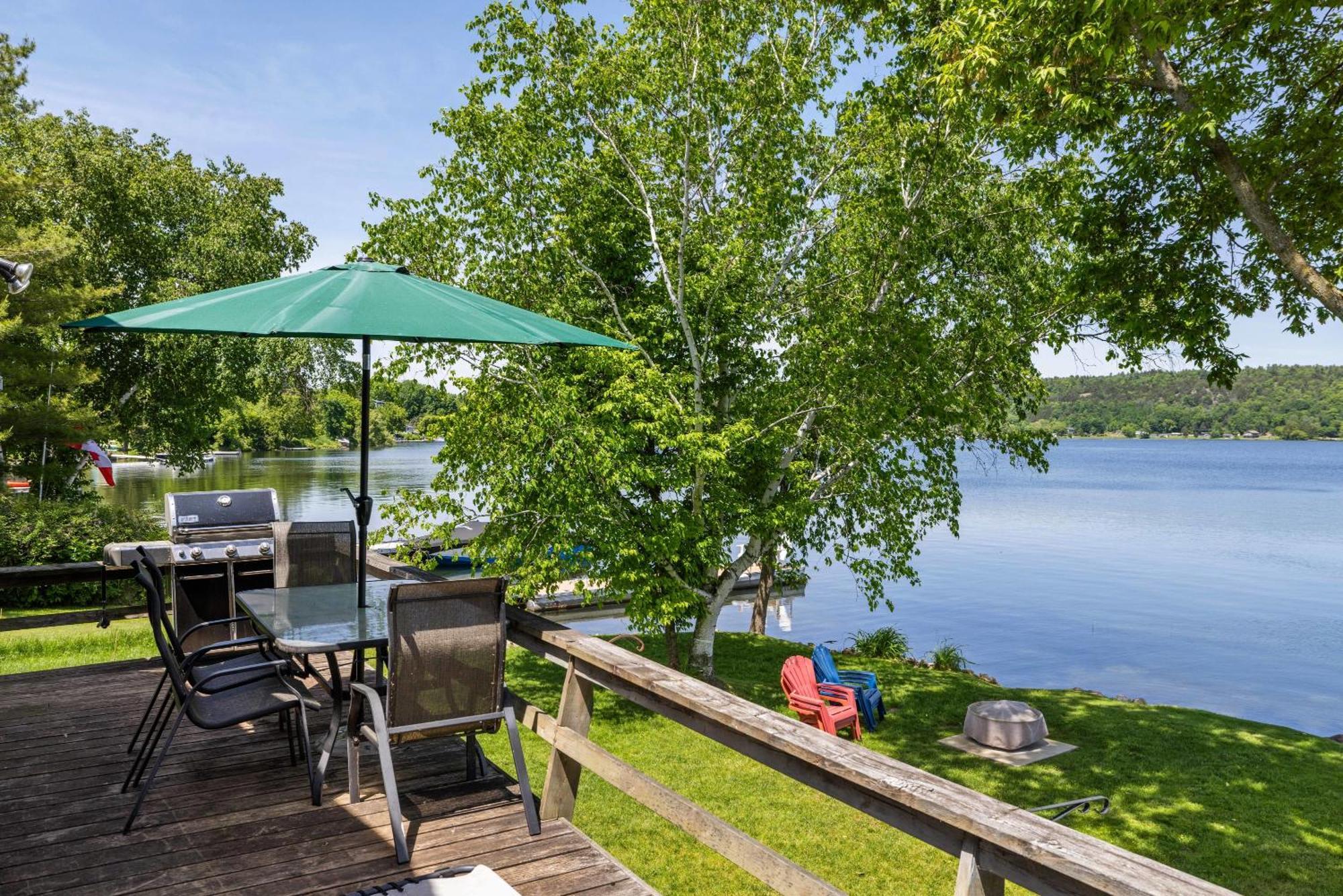 Incredible Water View With Canoe And Kayaks Villa Westport Eksteriør billede